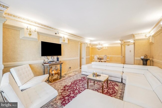 Building Photo - 5101 River Rd