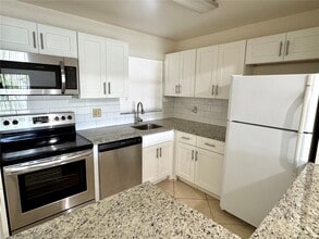 Building Photo - 6900 Nova Dr