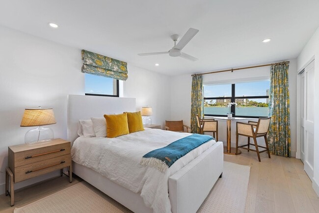 Building Photo - 19800 Sandpointe Bay Dr