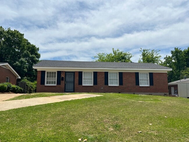 Building Photo - Home for Rent in Montgomery