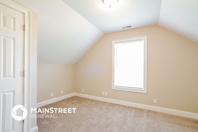 Building Photo - 209 Rapid Waters Ct