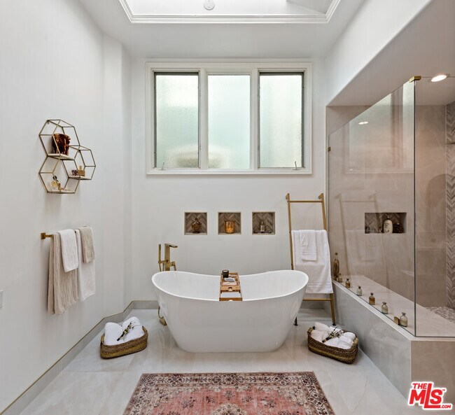 Building Photo - 126 Westwind Mall