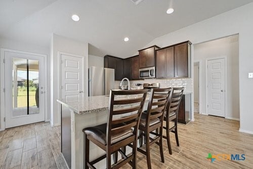 Building Photo - 155 Lyndon Dr