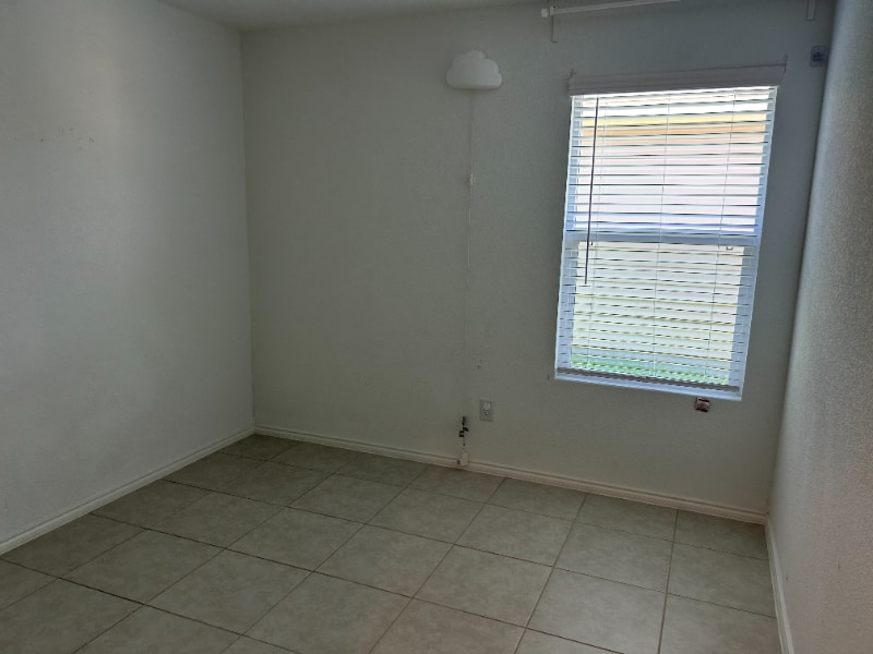 Building Photo - 108 Jasmine Dr