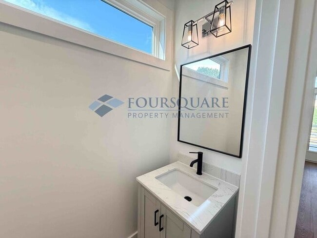 Building Photo - Spacious New Construction 3 Bed, 3.5 Bath Townhome with Modern Finishes, Fireplace & Fenced Yard ...
