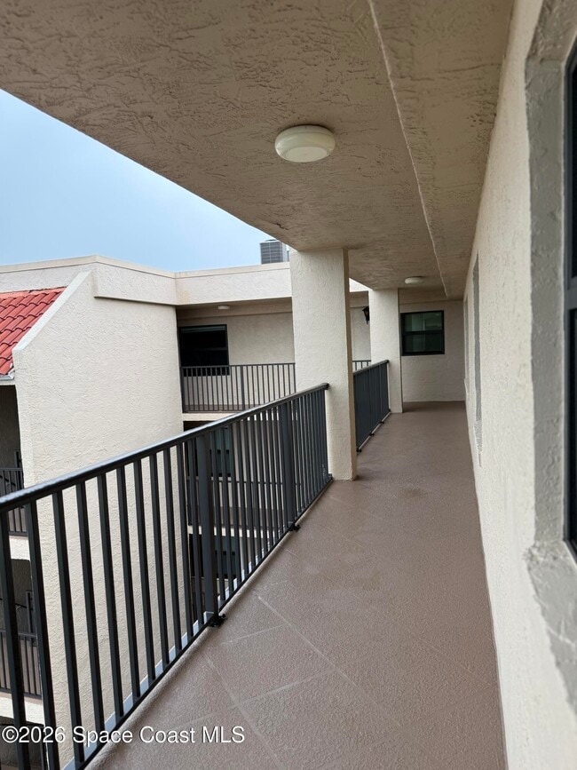 Building Photo - 201 International Dr