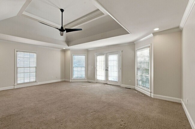 Building Photo - 2023 Galbraith Dr