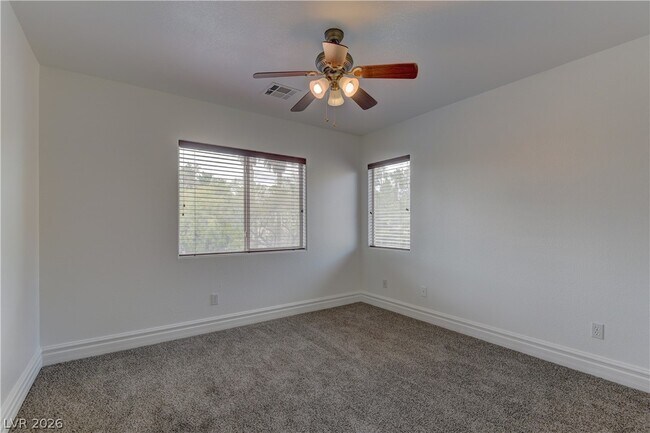 Building Photo - 9278 Bearded Iris Ave