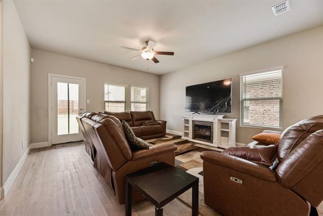 Building Photo - 605 Willet Dr