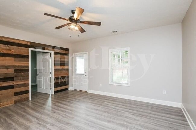 Building Photo - 77 Cypress Dr