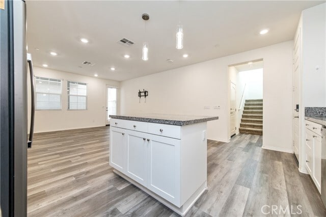 Building Photo - 5901 Oatfield Ave