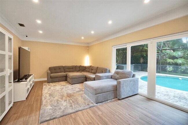 Building Photo - 7501 Red Bay Pl