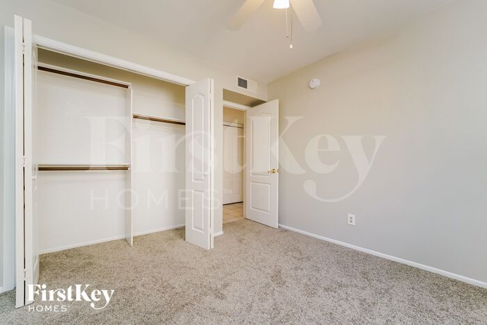 Building Photo - 2701 W Camino De La Joya