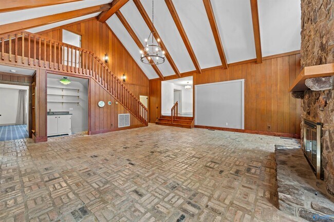 Building Photo - 7705 Foxfire Dr SE