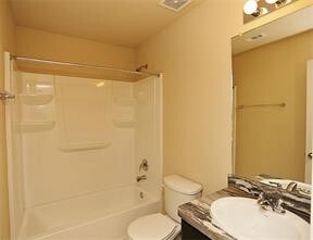 Building Photo - 10011 Cobbs Cove Ln