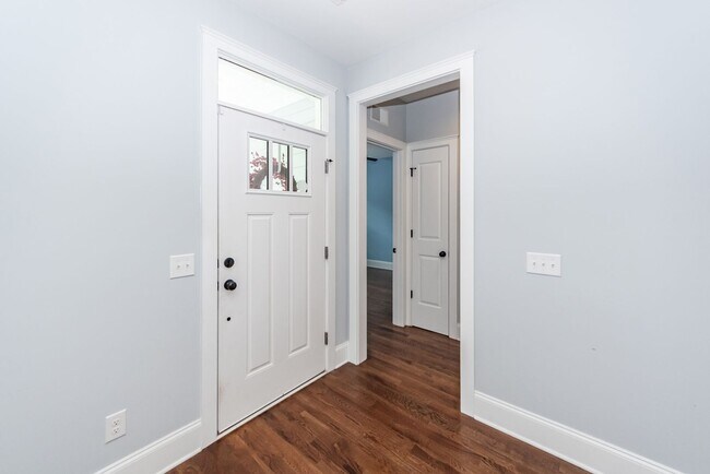 Building Photo - 4532 Orr St