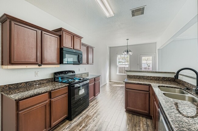 Building Photo - 4931 Monarch Falls Ln