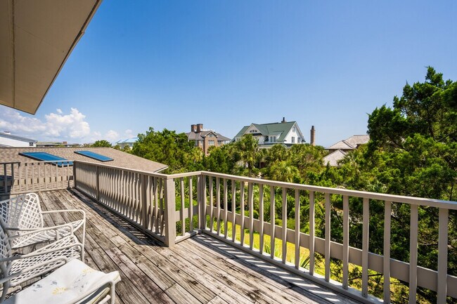 Building Photo - 931 Debordieu Blvd