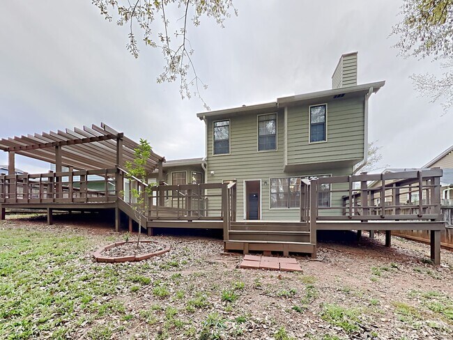 Building Photo - 3756 Sandy Shoals Ln