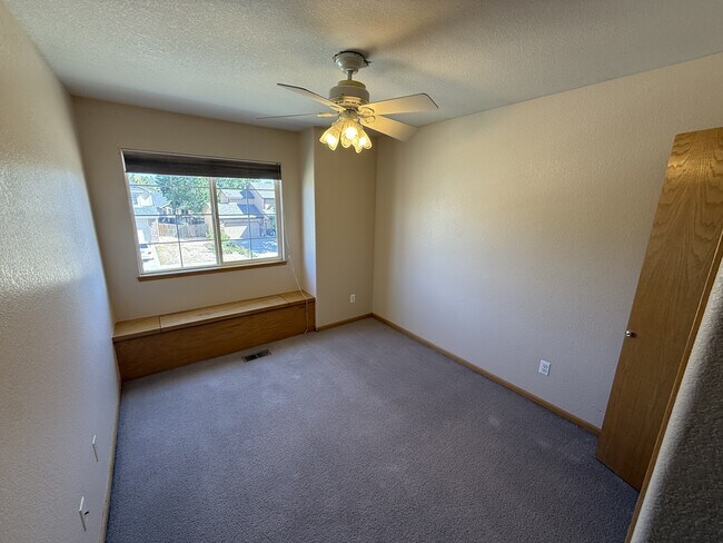 Building Photo - 3153 51st Ave
