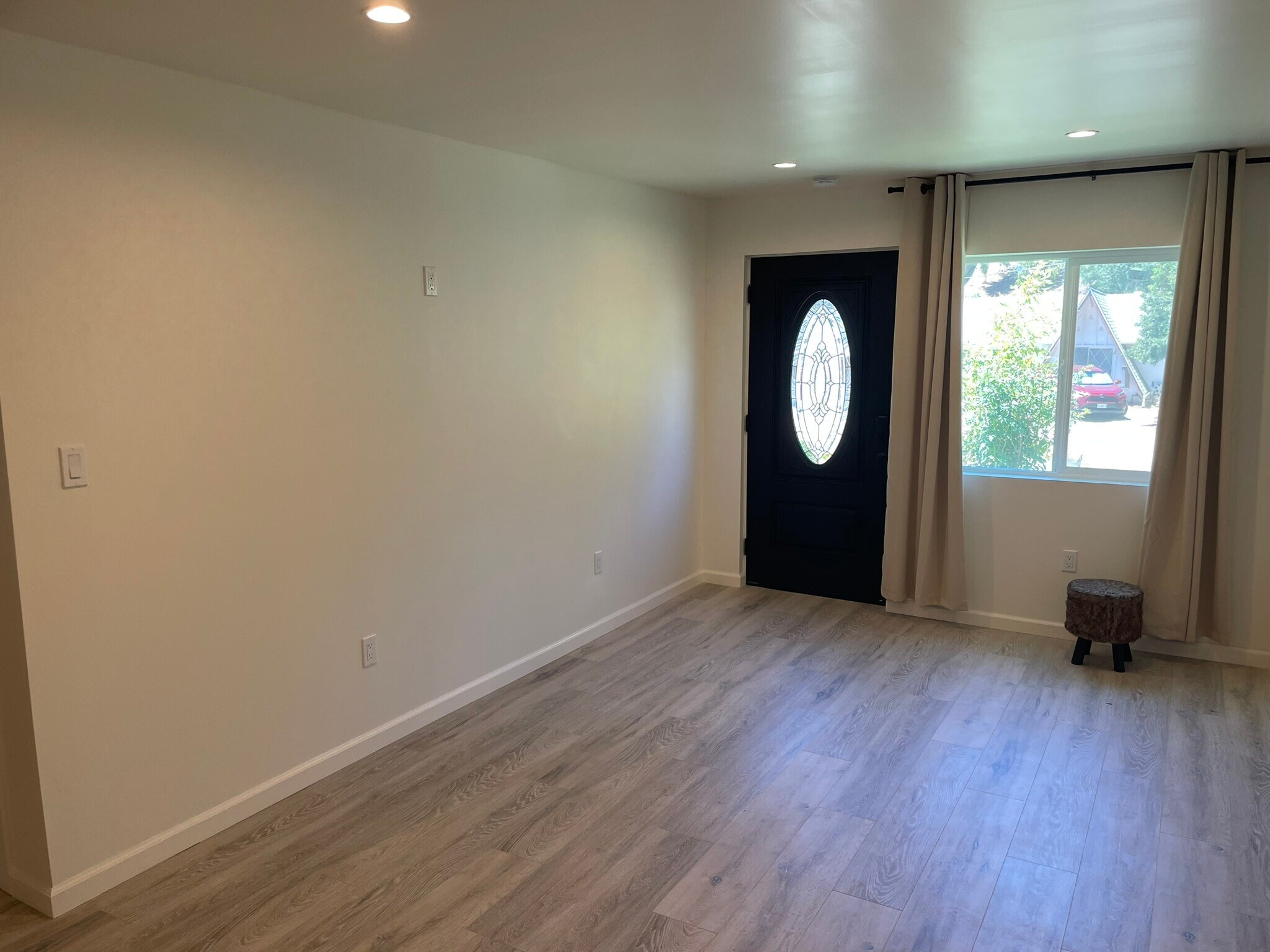 Building Photo - 7136 Forest Hills Rd