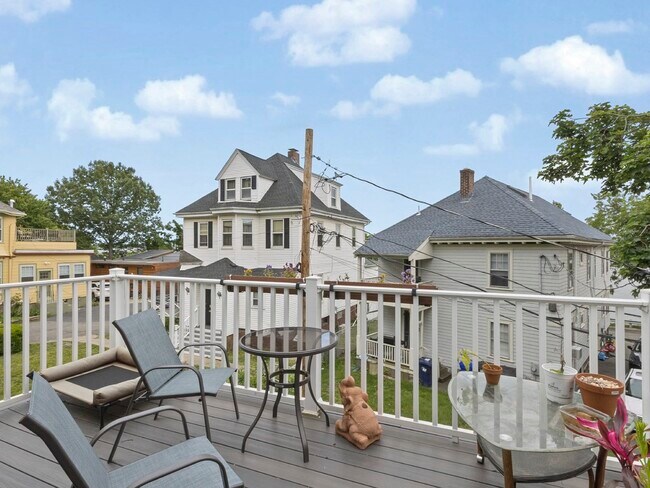 Building Photo - 195 Savin Hill Ave
