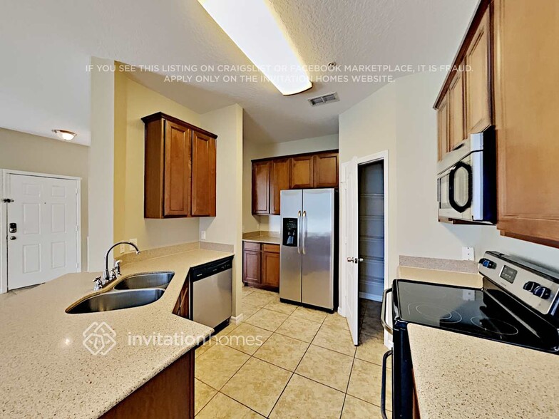 Building Photo - 1351 Broken Oak Dr