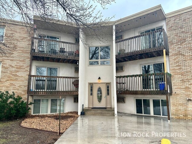 Building Photo - Charming 2-Bedroom Apartment in Champlin f...