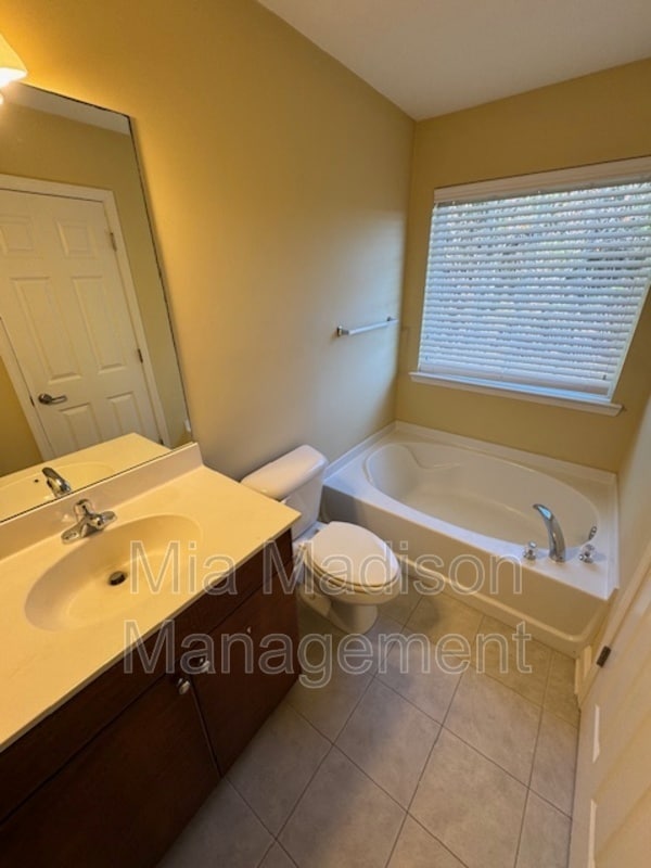 Building Photo - 14 Winter Lake Cir