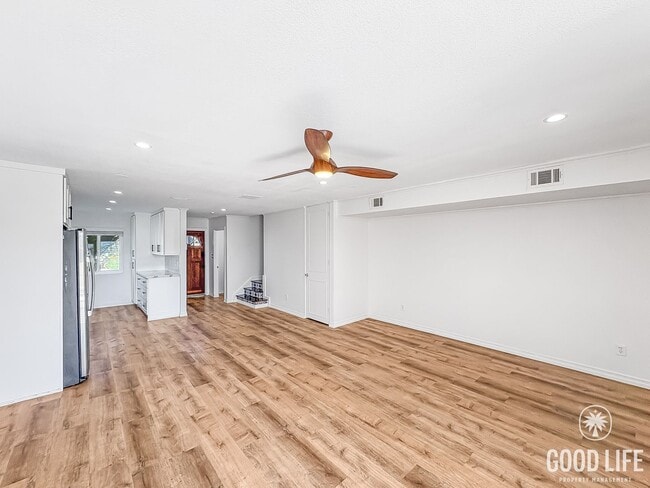 Building Photo - Beautiful 2B/1.5BA Condo For Rent In University City!