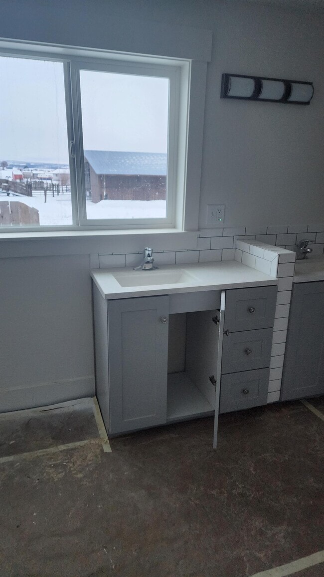 Building Photo - 6200 Smithson Rd