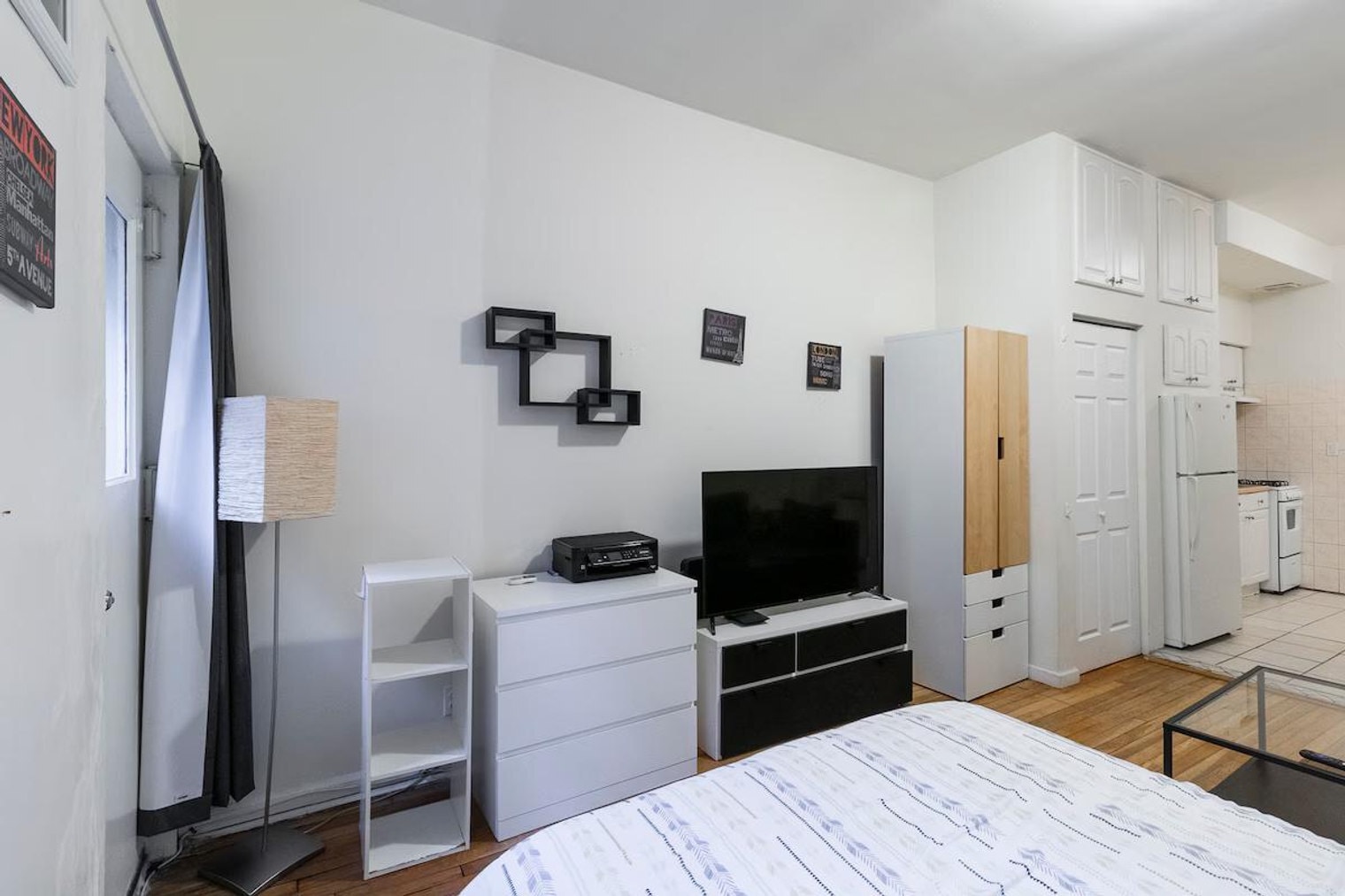 Building Photo - 1540-1552 1st Avenue-SI ID1032061P