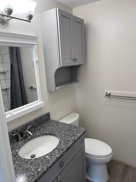 Building Photo - 938 Cold Spring Rd