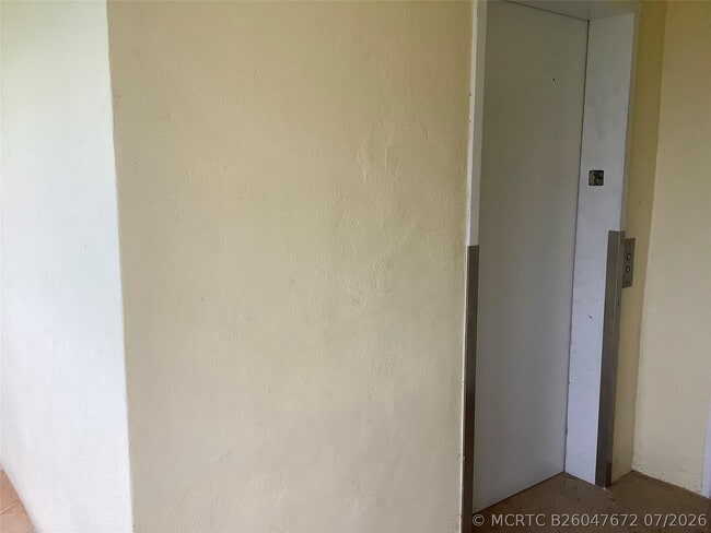 Building Photo - 364 Dorset I