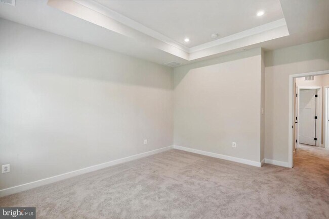 Building Photo - 19753 Grn Vlg Dr