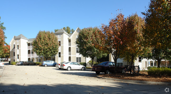 Building Photo - LaSalle Pointe Apartments