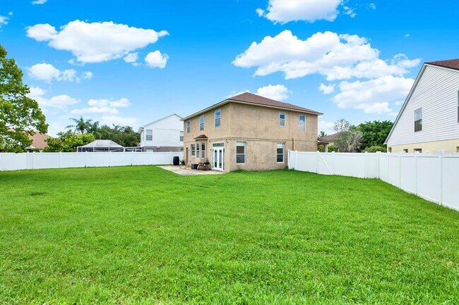 Building Photo - 544 Lake Cypress Cir