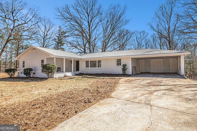Building Photo - 9640 Cedar Grove Rd