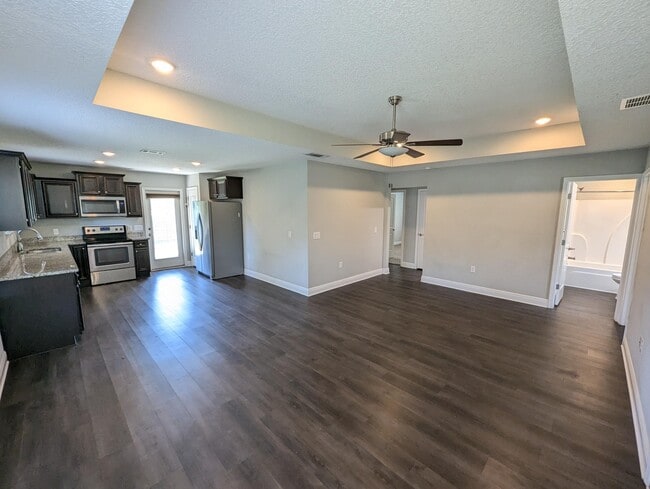 Building Photo - 5619 Charter Cir