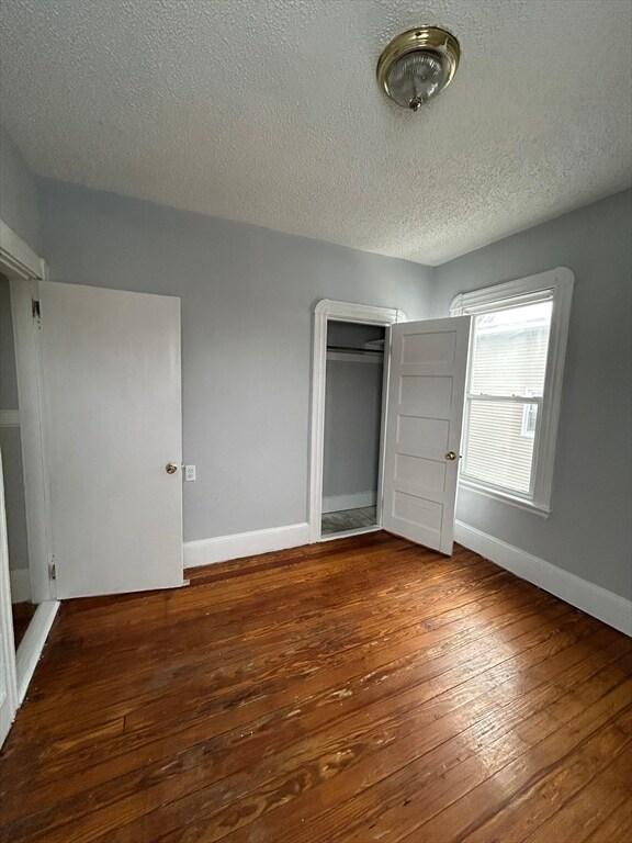 Building Photo - 588 Brock Ave