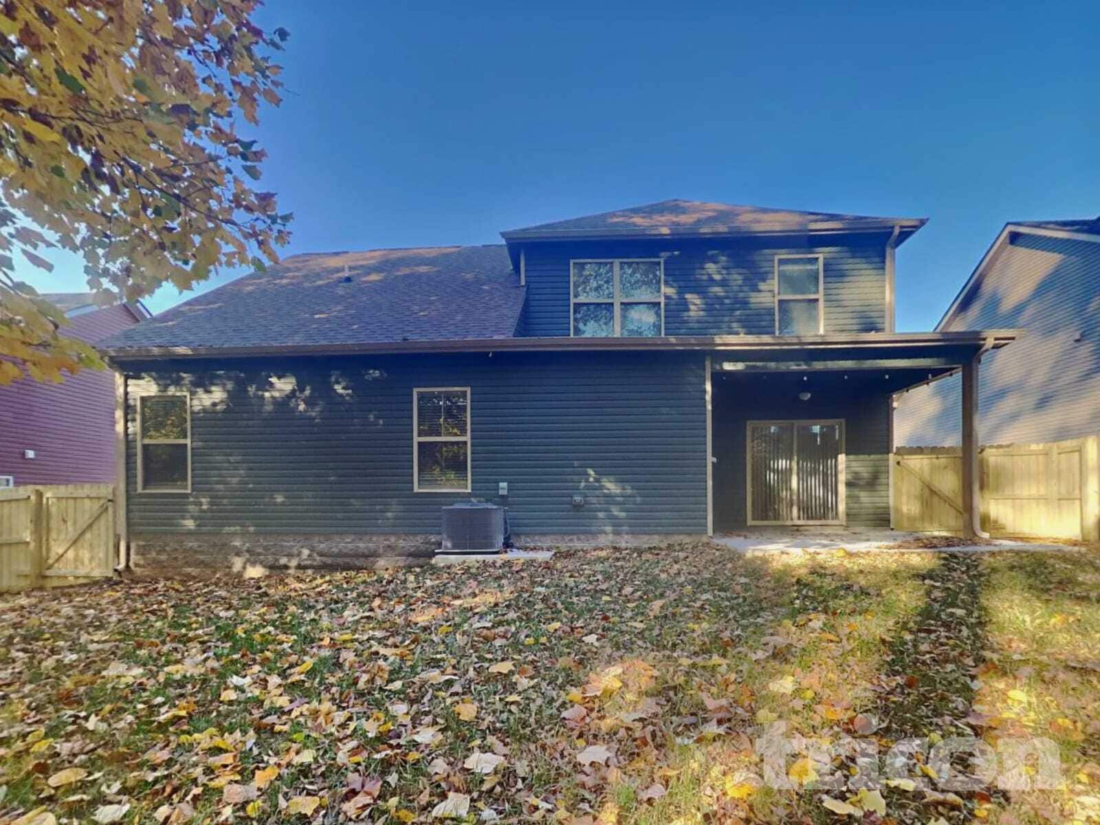 Building Photo - 124 Lucerne Ln