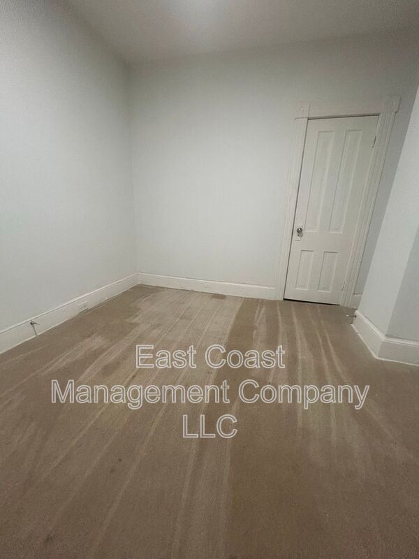 Building Photo - 2319 Reisterstown Rd