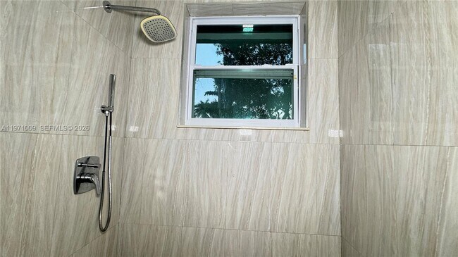 Building Photo - 16220 SW 173rd Ave