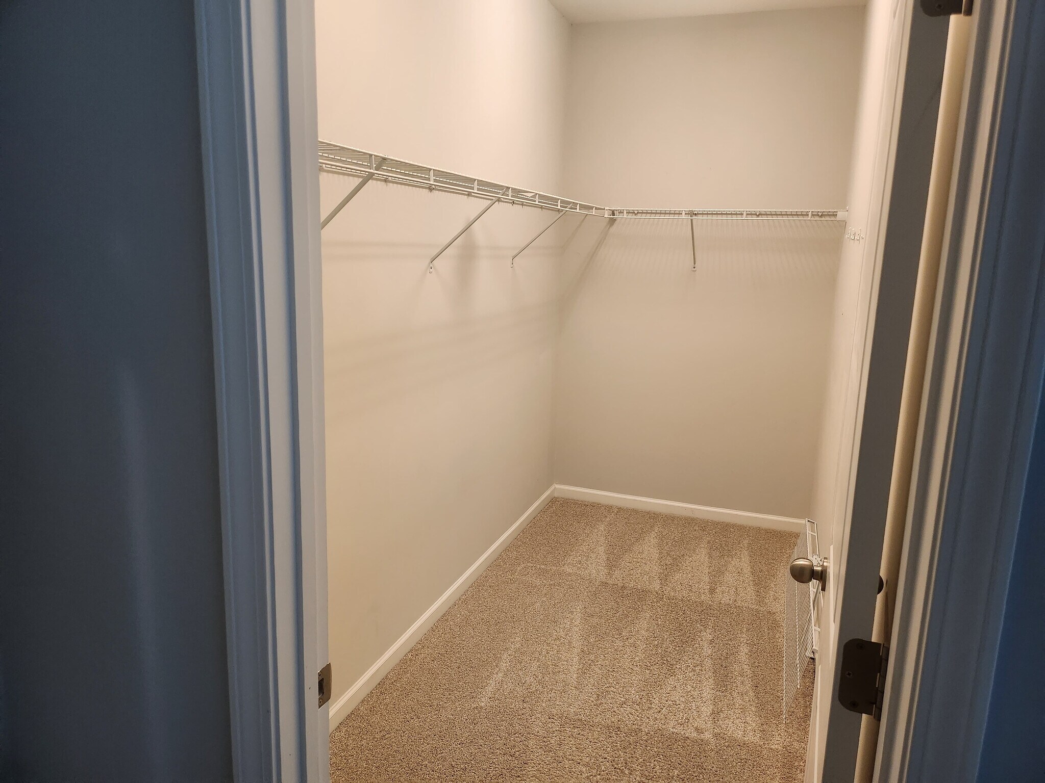 Building Photo - Room in Townhome on Durants Neck Ln