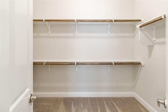 Building Photo - 112 Barrel Bnd