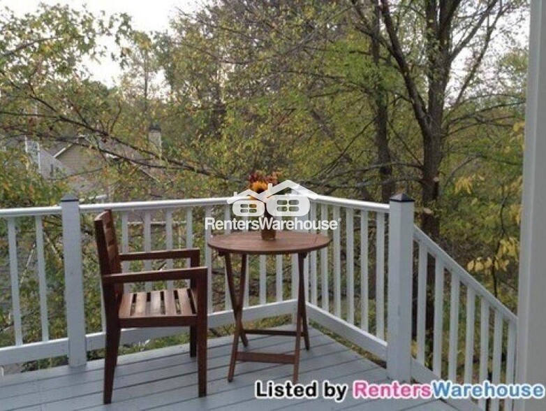 Building Photo - 1760 Blakeney Ln
