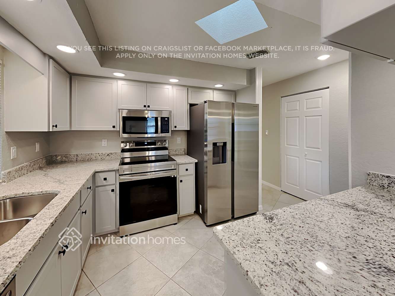 Building Photo - 2118 Amarillo Ln