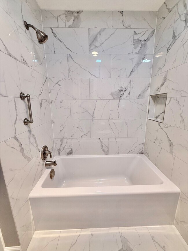 Building Photo - 5231 Alamosa Ln