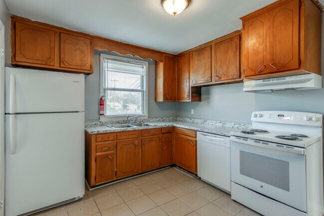 Building Photo - 3259 Panorama Dr