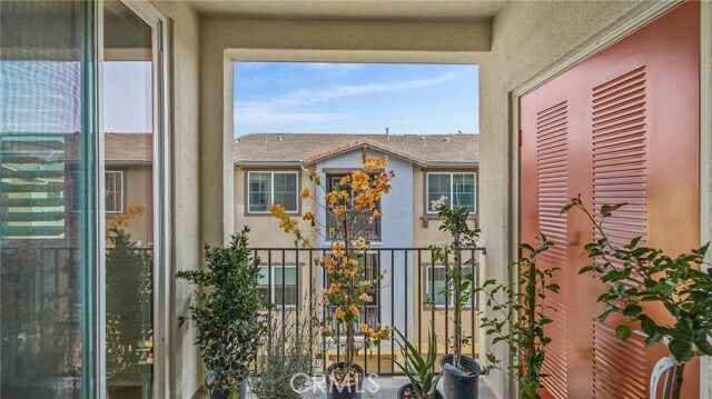 Building Photo - 6123 Valentina Wy